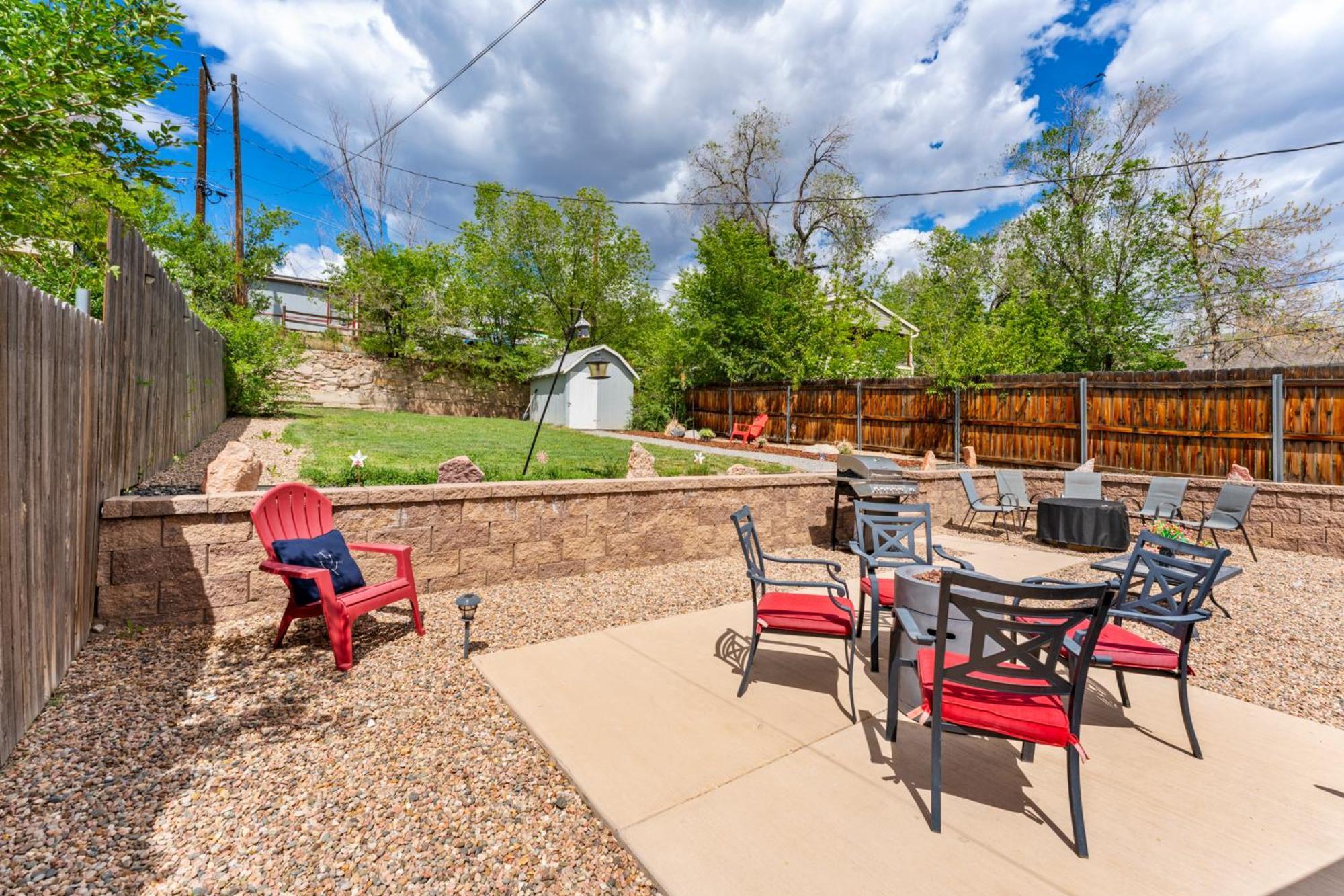3 Bedroom *Downtown* With Firepit Colorado Springs Exteriör bild